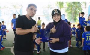 Wakil Bupati Tangerang Dorong Orang Tua Terapkan Pola Parenting yang Baik dan Menyenangkan bagi Anak