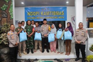 Kapolres Metro Tangerang Kota Gelar Ngopi Kamtibmas, Dengar Aspirasi Warga Taman Royal