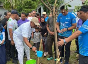 Bupati Bogor dan Menko AHY Tanam Pohon dan Ikuti IKA 5KMA Run 2025