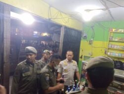 Satpol PP Kota Tangerang Sita 144 Botol Miras di Karawaci