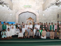 Kapolres Metro Tangerang Kota Laksanakan Jum’at Curhat melalui Sholat Jum’at Keliling di Batuceper