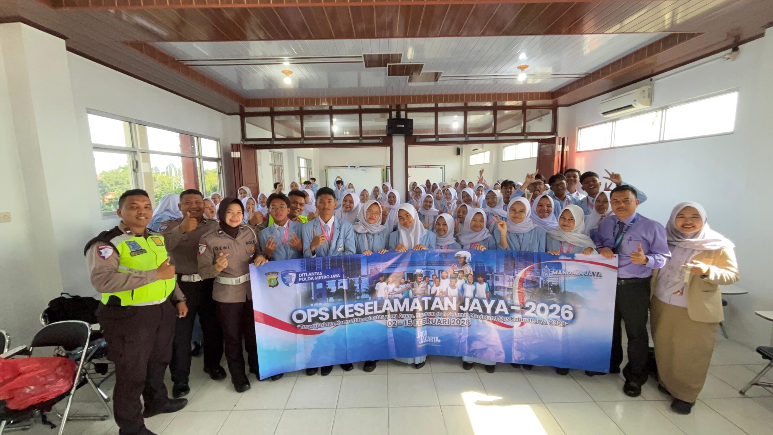Satlantas Polres Metro Tangerang Kota Edukasi Pelajar SMK Lewat Ops Keselamatan Jaya 2026