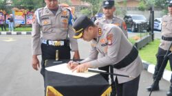 Kapolres Metro Tangerang Kota Pimpin Sertijab 7 Pejabat Utama dan Kapolsek Jajaran