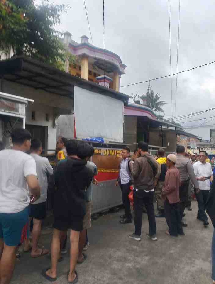 Tabir Kematian Karyawan Donat di Cibodas, Polisi Bawa Jenazah ke RSUD Tangerang