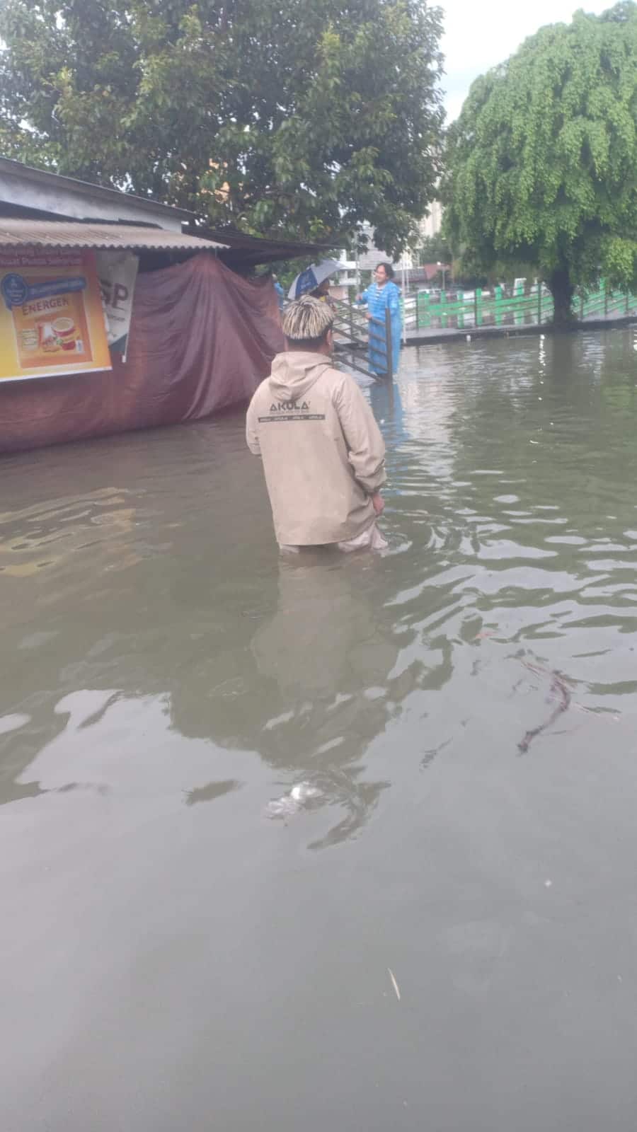 Empang Meluap, Perumahan Cimone Permai Terendam Banjir